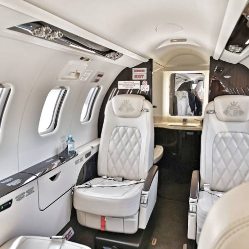MKPartnair-Fleet-Privatejet-Bombardier-Learjet45xr-int1
