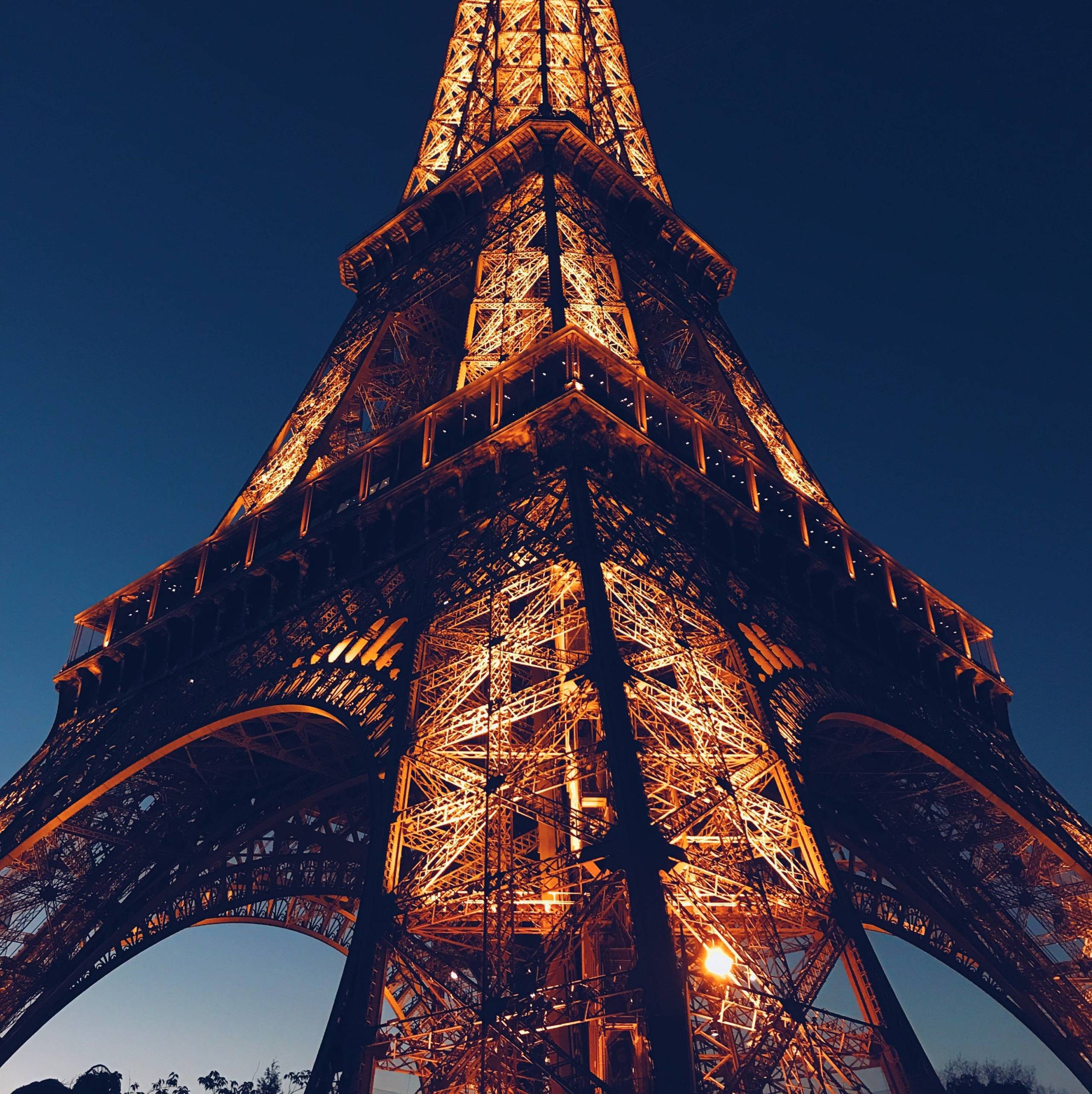MK Partnair - Réserver un avion jet privé pour aller à Paris.
Finale Champions League / Ligue des Champions 2022
Prise de vue sur la Tour Eiffel (France - Ile de France).